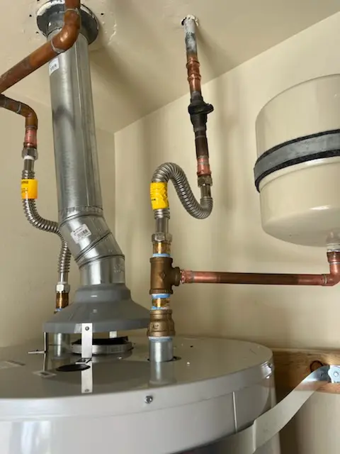 Water heater installation and plumbing repair in Hyde Park